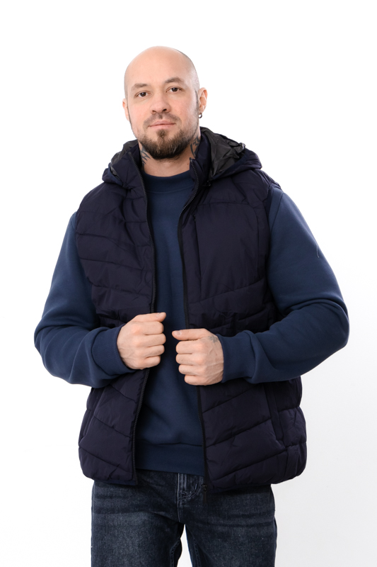 Жилетка чоловіча